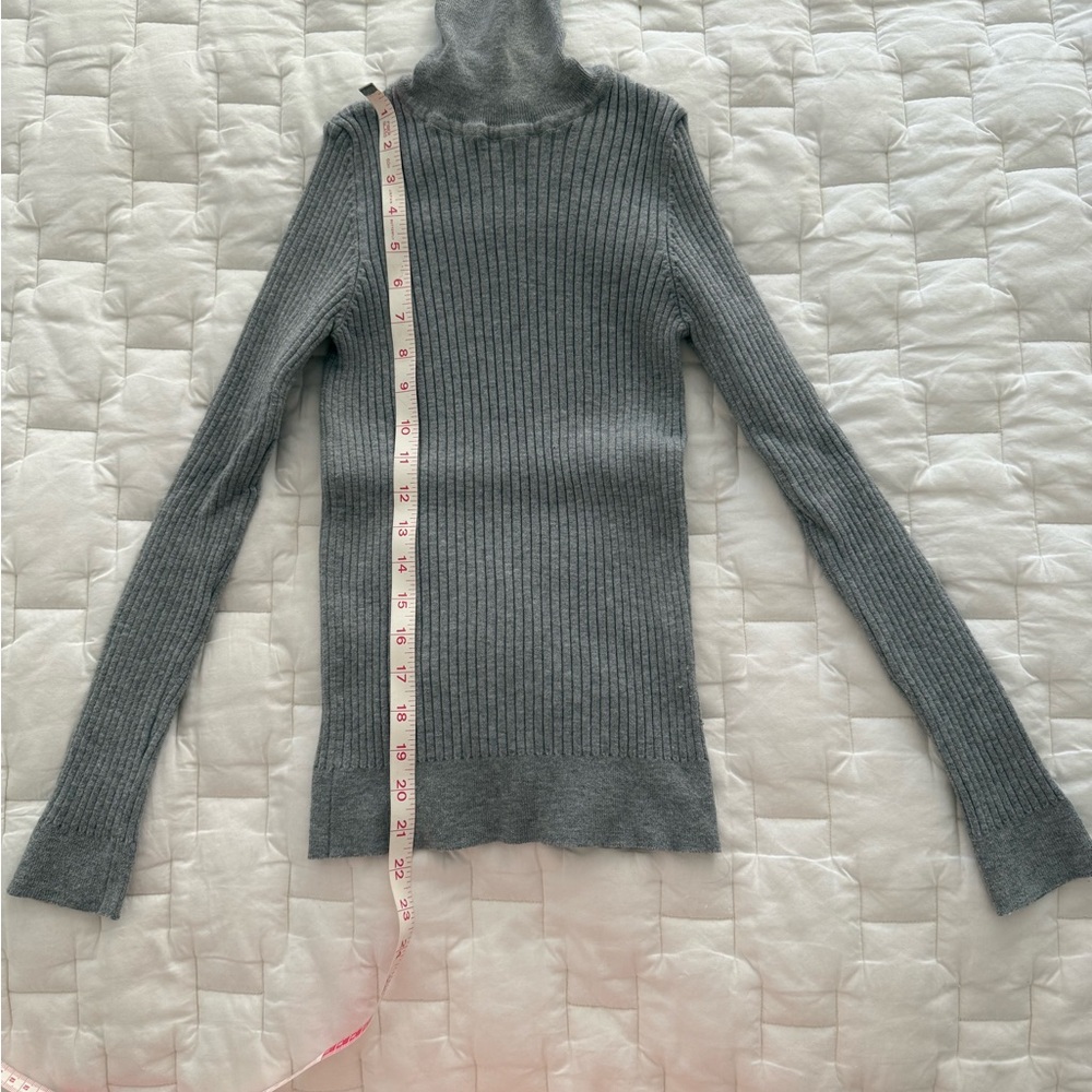 Gray Ribbed Turtleneck Sweater